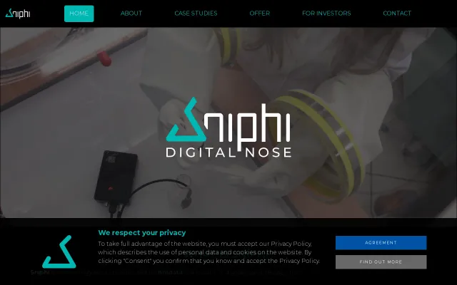 A trainable, modular electronic nose for industrial use